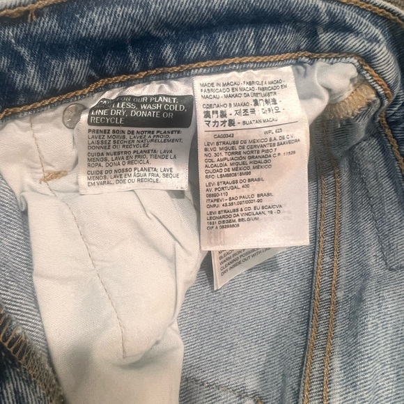 levis 501 - Picture 4 of 9